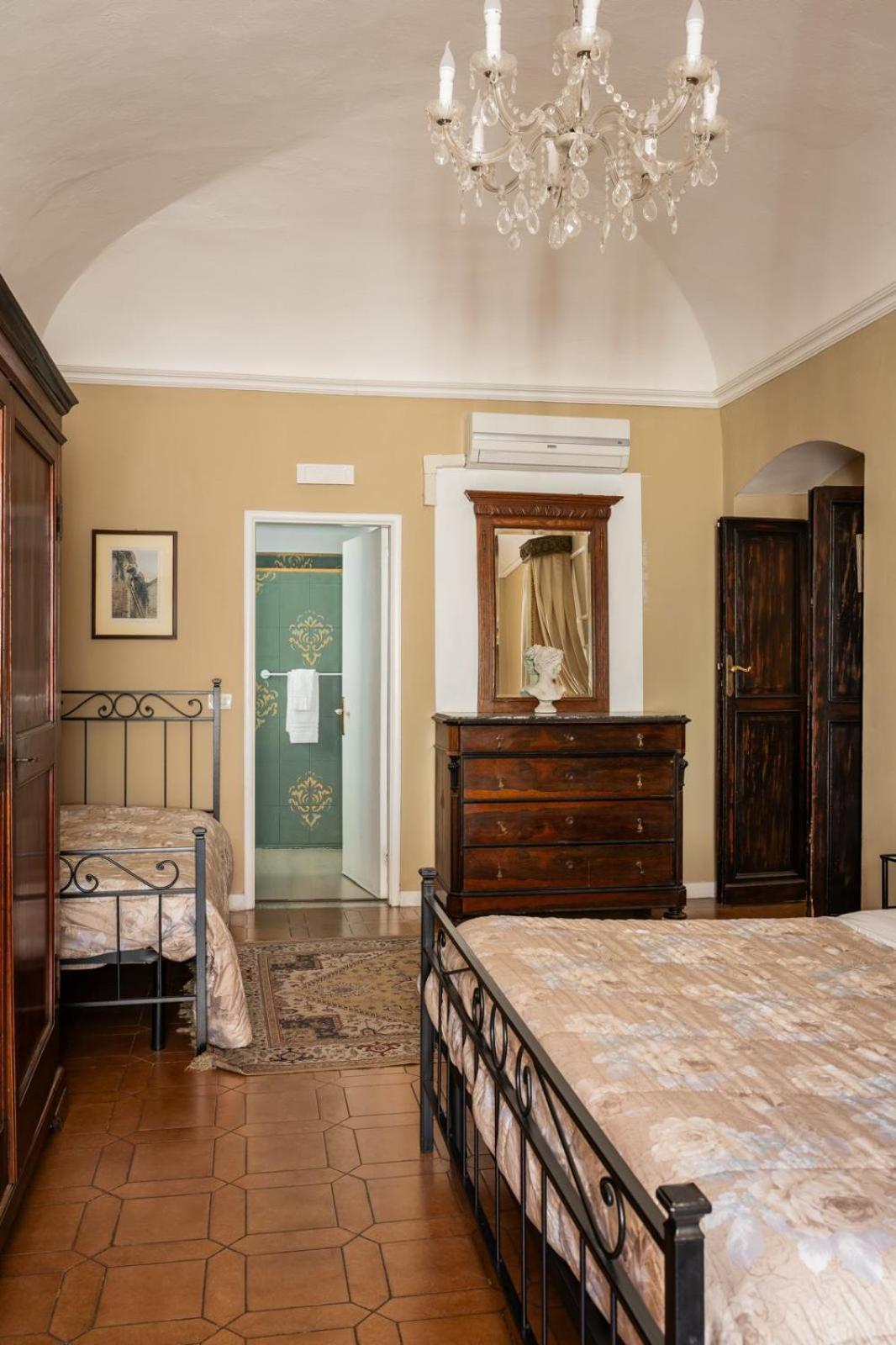 La Foresteria Di Palazzo Picedi Benettini Gasthof