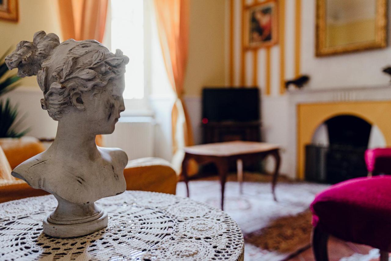 La Foresteria Di Palazzo Picedi Benettini Gasthof Sarzana